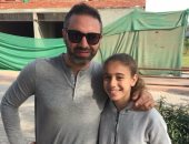 بنت حازم إمام تنافس ابنة أحمد حلمي في الكرة النسائية.. فيديو وصور