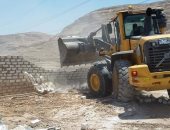 محافظ أسيوط : تنفيذ 21 حالة إزالة واسترداد 18 فدان بمركز أبوتيج