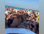 فيديو جديد لكهربا ومحمد رمضان في الساحل الشمالي وسط جمهورهما