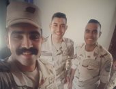 كلنا جيش مصر.. "محمد فكرى" يشارك صورته بالزى العسكرى
