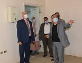 رئيس جامعة الفيوم يوجه بتطوير مستشفى مبرة نفيسة الحصرى.. صور