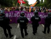 احتجاجات ضد ملك إسبانيا والمطالبة بإنفصال كتالونيا أثناء زيارة دير سانتا ماريا