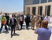 العاصمة الإدارية تستقبل رئيس وزراء اليمن .. صور