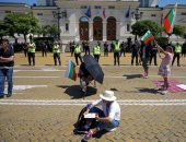 صور.. البرلمان البلغارى يصوت على اقتراح لحجب الثقة من الحكومة وسط احتجاجات