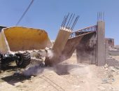 صور.. تنفيذ 5 قرارات إزالة التعديات على أراضى الدولة غرب الإسكندرية