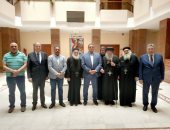 محافظ البحيرة يستقبل الأنبا باخوميوس لتقديم التهنئة بعيد الأضحى.. صور