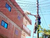 حملات مكثفة للنظافة والتجميل وصيانة أعمدة الإنارة بكفر الشيخ.. صور