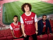 شاهد.. أوباميانج ولويز ولاكازيت فى إعلان أرسنال لقميص الموسم الجديد