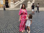 أول رحلة بعد كورونا.. ريا أبى راشد فى روما مع ابنتها لتصوير برنامجها