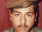 كلنا جيش مصر .. "أحمد" بالزى العسكرى لدعم الروح الوطنية