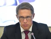 وزير الصحة الروسى: التطعيم ضد فيروس كورونا سيكون مجانا ومتاحا للجميع 