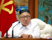 صور..زعيم كوريا الشمالية يعقد اجتماعا طارئا بعد رصد حالة يشتبه إصابتها بكورونا