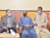 محافظ أسيوط يقدم واجب العزاء لأسرة الشهيد البطل نادر رشاد