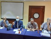 صور.. مدير تعليم الأقصر يعلن انتظام امتحانات الدبلومات الفنية  