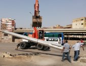 صور.. تطوير ميدان جديد خلف سور شرق السكة الحديد بمدينة الأقصر