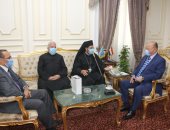 محافظ القاهرة يستقبل وفد كنيسة الأقباط الكاثوليك للتهنئة بعيد الأضحى