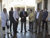 محافظ الجيزة يتفقد محيط حدائق الأورمان والحيوان لمتابعة إجراءات العيد.. صور