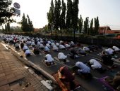 الأردنيون يؤدون صلاة عيد الأضحى وسط إجراءات احترازية