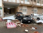 فيديو وصور جديدة لتحطم سيارات فى السعودية بسبب الرياح الشديدة