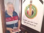 محافظة القاهرة توزع لحوم أضاحى على سكان مشاريع تطوير العشوائيات.. صور