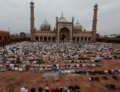 صور.. العالم هذا الصباح.. حريق هائل بكنيسة فى نيكاراجوا إثر إلقاء قنبلة عليها.. وألاف المسلمين بالهند يؤدون صلاة عيد الأضحى.. وباريس سان جيرمان بطلا لكأس الرابطة الفرنسية للمرة التاسعة 