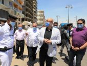 محافظ بني سويف يتفقد الشوارع ويتابع التزام المواطنين بقرارات مجلس الوزراء