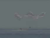 كبسولة سبيس إكس تهبط فى خليج المكسيك وعلى متنها رائدا فضاء من ناسا.. صور