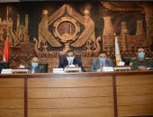 محافظ الغربية يناقش الاستعدادات لانتخابات مجلس الشيوخ لعام 2020.. صور