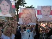 تظاهر المئات أمام سفارة بيلاروسيا فى موسكو لليوم الثامن على التوالى