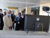 صور.. وزير الطيران يتفقد مطار برج العرب ويتابع مستجدات أعمال التطوير  بالمطار
