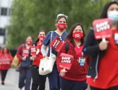 وقفة للأطباء فى كاليفورنيا احتجاجا على نقص معدات الوقاية من كورونا