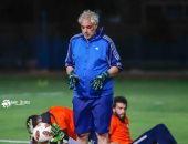 حارس سموحة يطلب الرحيل بسبب ودية طنطا وصدقى يطالبه بالعودة