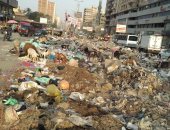 قارئ يشكو تراكم القمامة بالشارع الجديد حى شبرا الخيمة القليوبية