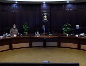 بدء اجتماع الحكومة الأسبوعى بالعلمين الجديدة