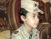كلنا جيش مصر.. "ممدوح" طفل يشارك صحافة المواطن صورته بالزى العسكرى