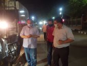 محافظ أسيوط يتفقد أعمال كشط الأسفلت القديم بشارع الثورة وامتداد كورنيش النيل