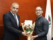 محافظ سوهاج يكرم أوائل الثانوية العامة على مستوى الجمهورية من أبناء المحافظة