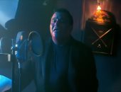 "الهجرة" تطلق أغنية مبادرة "مراكب النجاة" بصوت الفنان محمد فؤاد