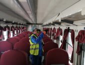 صور.. السكة الحديد: مستمرون فى تعقيم المحطات والقطارات للوقاية ضد كورونا