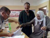 فيديو وصور.. مسن وزوجته: "نزلنا انتخابات مجلس الشيوخ من أجل مصر وحبايب مصر" 