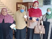 صور.. كبار السن يصرون على التصويت بانتخابات الشيوخ بالدقهلية