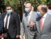 صور.. وزير التنمية المحلية ومحافظ القاهرة يتفقدان العملية الانتخابية فى شبرا‎