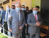 وزير التنمية المحلية ومحافظ القاهرة يتفقدان سير الانتخابات بشبرا وعابدين.. صور