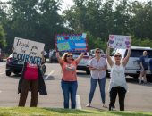 مظاهرات مؤيدة لعودة المدارس فى الولايات المتحدة مع تزايد إصابات كورونا