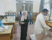 إقبال متزايد من الناخبين على لجنة الانتخابات بوزارة الزراعة بالدقي