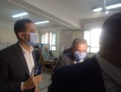 وزير قطاع الأعمال يدلى بصوته بـ"انتخابات الشيوخ" بالقاهرة الجديدة