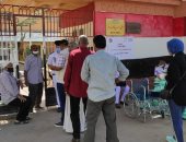 صور.. إقبال المواطنين على لجان انتخابات الشيوخ بالأقصر للإدلاء بأصواتهم 