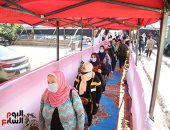 فيديو.. بنات مصر يمرون على لجان الزيتون بالأغانى الوطنية للتشجيع على المشاركة