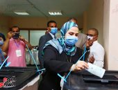 وزير التضامن تدلى بصوتها فى انتخابات مجلس الشيوخ بلجنة المركز القومى للبحوث