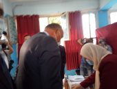 فيديو وصور.. وزير الخارجية يدلى بصوته فى انتخابات الشيوخ بالقاهرة الجديدة